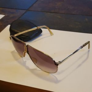 Foldable sunglasses